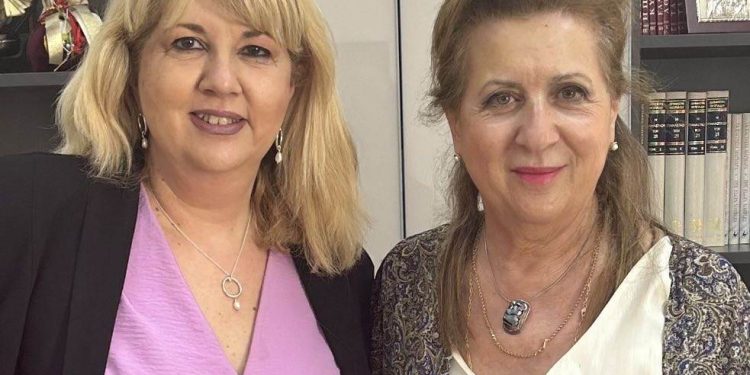 Με τη διευθύντρια Β΄βάθμιας Εκπαίδευσης Αχαΐας Ευγενία Πιερρή συναντήθηκε η Άννα Μαστοράκου
