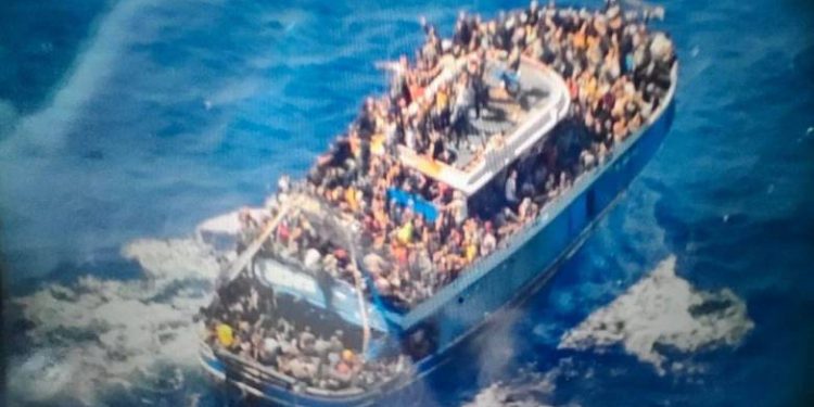 Ναυάγιο στην Πύλο: Σοκαριστική εκτίμηση για 568 αγνοούμενους σύμφωνα με τις πρώτες εκτιμήσεις – Άκαρπες οι έρευνες