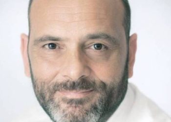 «Να ανεβάσουμε το ποσοστό μας για να «κλειδώσουμε» την αυτοδυναμία»