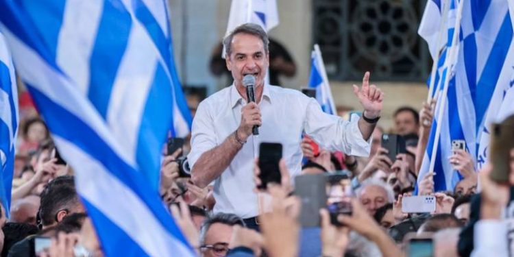 Μητσοτάκης: Με αυτοδύναμη ΝΔ μείωση φόρων, αύξηση μισθών και συντάξεων