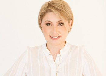 Χρ. Αλεξοπούλου: «Ανοίξτε το δικό σας δρόμο, ακολουθήστε τα όνειρά σας»