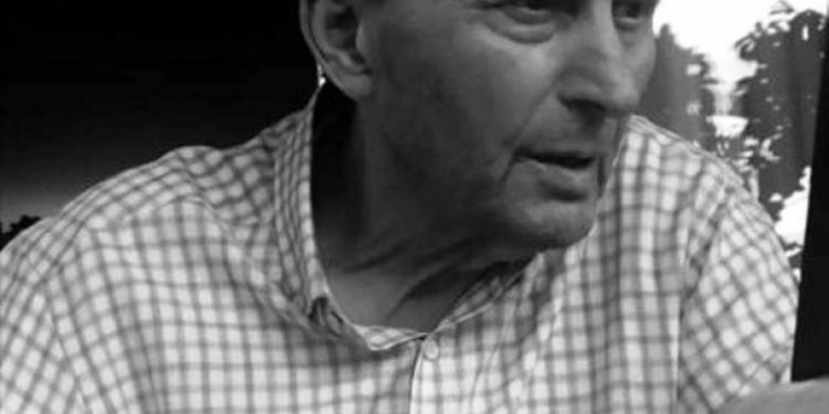 Αχαΐα: Θρήνος στο χώρο της εκπαίδευσης – “Έφυγε” ο δάσκαλος Γιώργος Κουτρουμάνης