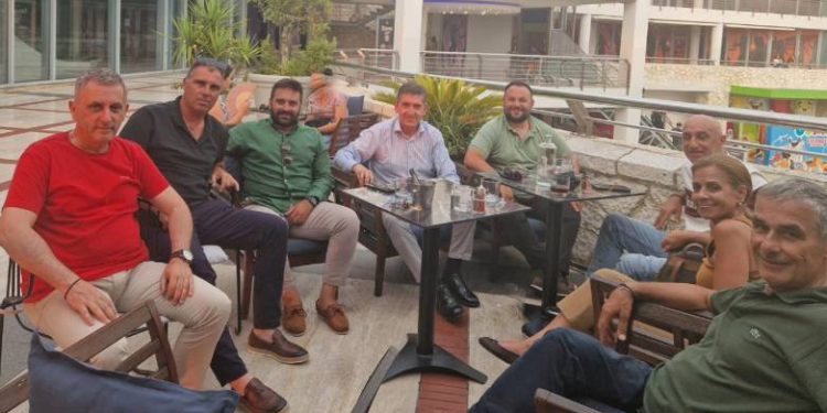 Δημοτική παράταξη Αλεξόπουλου: Δεν βγήκε …λευκός καπνός