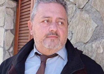 Ο Γ. Καρβουνιάρης στηρίζει τον Σπ. Σκιαδαρέση