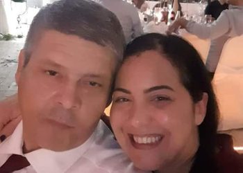 “Κάθε μέρα να ξυπνώ και να κοιμάμαι βλέποντας την όμορφη παρουσία σου…”