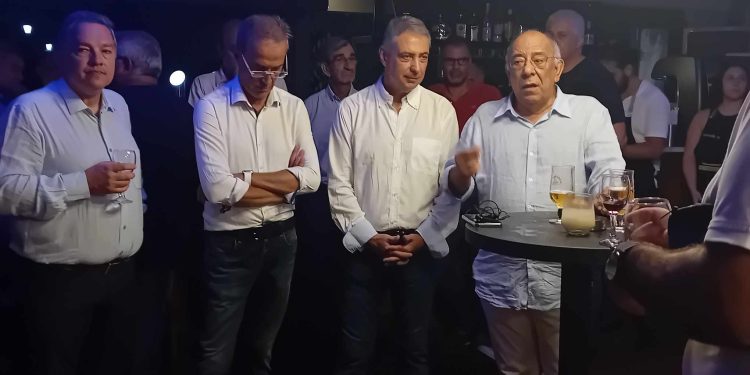 “Πάτρα Ενωμένη”- H συγκέντρωση του Νίκου Σύφαντου: “Η ψήφος της καρδιάς μας” – ΦΩΤΟ