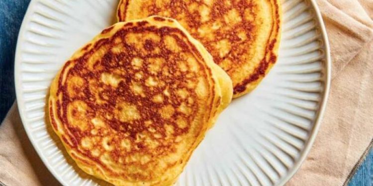 Pancakes με λεμόνι και ρικότα (ή ανθότυρο) στη ζύμη