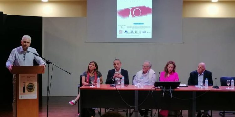Ο Φωκίωνας Ζαΐμης στα Καλάβρυτα για τους …δρόμους κρασιού