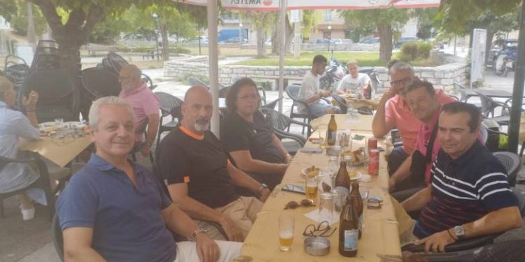 Χ. Μπονάνος: Φιλική κουβέντα με δημοσιογράφους