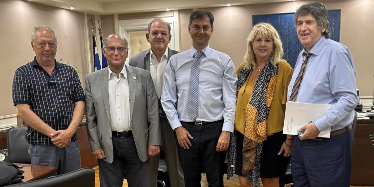 Άννα Μαστοράκου: Συνάντηση με τον Υφυπουργό Εθνικής Οικονομίας και Οικονομικών Χάρη Θεοχάρη