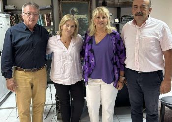 Στα γραφεία της Πολυτεκνικής Οργάνωσης Πατρών και Περιχώρων η Άννα Μαστοράκου