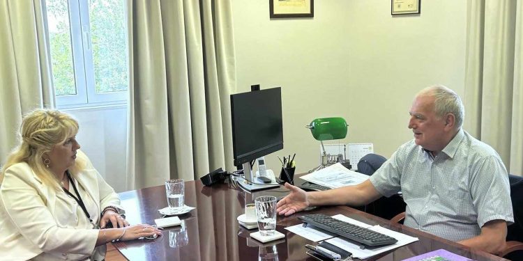 Άννα Μαστοράκου: Συνάντηση με τον πρόεδρο του ΣΕΒ Πελοποννήσου και Δυτικής Ελλάδας Κλεομένη Μπάρλο