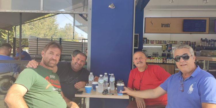 Δημήτρης Μπαρμπούνης: “Οι ανθρώπινες σχέσεις είναι αυτές που μένουν”