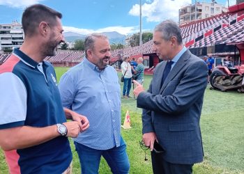 Στον καθιερωμένο Αγιασμό της Παναχαϊκής ο Διοικητής της 6ης ΥΠΕ Γιάννης Καρβέλης – ΦΩΤΟ