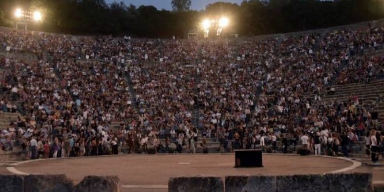 Αυλαία για το Φεστιβάλ Αθηνών Επιδαύρου 2023: Πρωταγωνιστής το κοινό