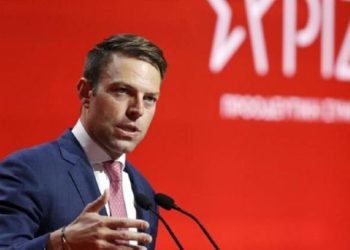 Νέος πρόεδρος του ΣΥΡΙΖΑ ο Στέφανος Κασσελάκης – Η Αχτσιόγλου τον συνεχάρη για τη νίκη του