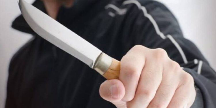 Παραλίγο τραγωδία στα Πατήσια: Μαχαίρωσε τη σύντροφό του και το έσκασε