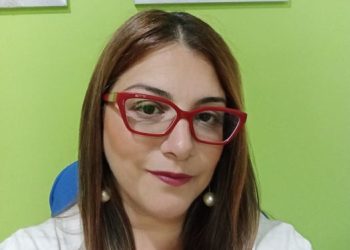 Συνεχίζω να σας κοιτάζω στα μάτια όπως έκανα πάντα!