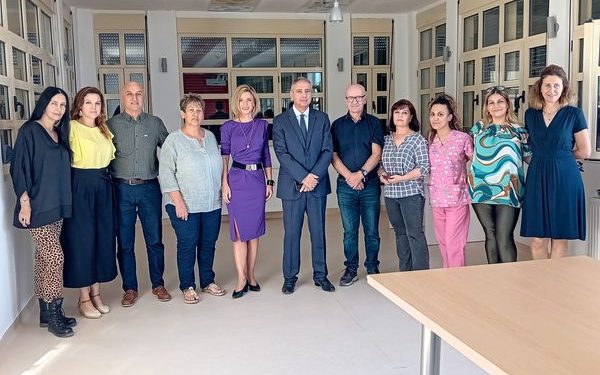 Στην Παιδοψυχιατρική Κλινική του «Καραμανδανείου» ΓΝ Παίδων Πατρών ο Διοικητής της 6ης ΥΠΕ Γ. Καρβέλης