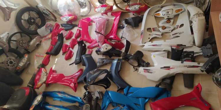 Εξιχνιάστηκαν δεκαπέντε κλοπές μοτοσικλετών στην Πάτρα-Τις αποσυναρμολογούσαν σε εργαστήριο