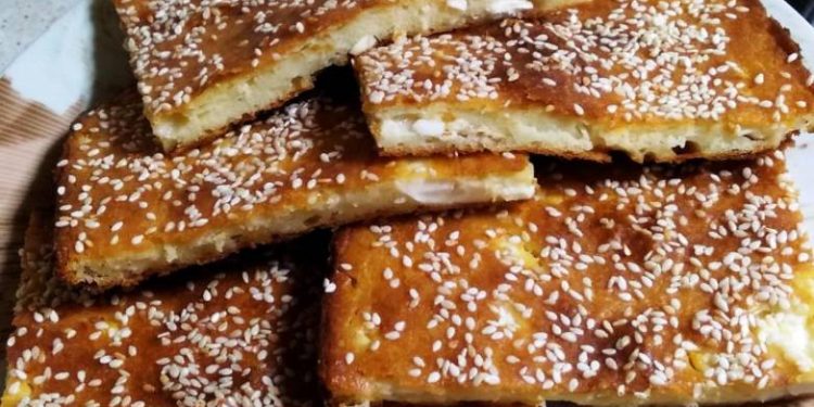 Τυρόπιτα χωρίς φύλλο με φέτα και γιαούρτι