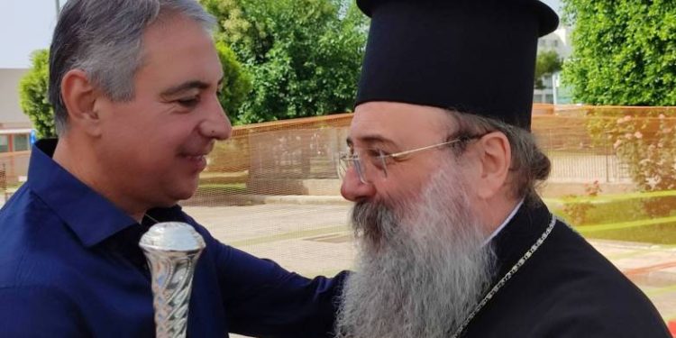 Γ. Καρβέλης: Ευχές και ευλογία από τον Μητροπολίτη