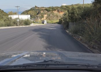 Άμεση ανταπόκριση αυτή τη φορά για το δρόμο στη ΒΙΠΕ – Έπεσε νέα άσφαλτος στο επικίνδυνο τμήμα – ΦΩΤΟ