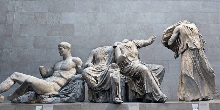 Γλυπτά του Παρθενώνα: Νέα παρέμβαση υπέρ της επιστροφής του από κορυφαίο Βρετανό πολιτικό