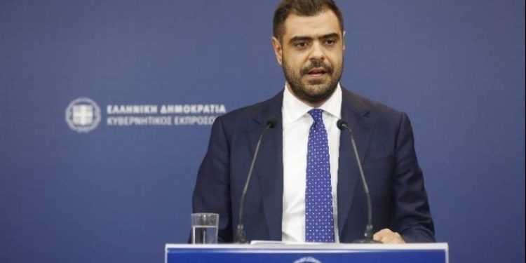 Μαρινάκης: «Καθήκον μας να προστατεύουμε τους πολλούς που θέλουν να δουν κάποιο άθλημα»