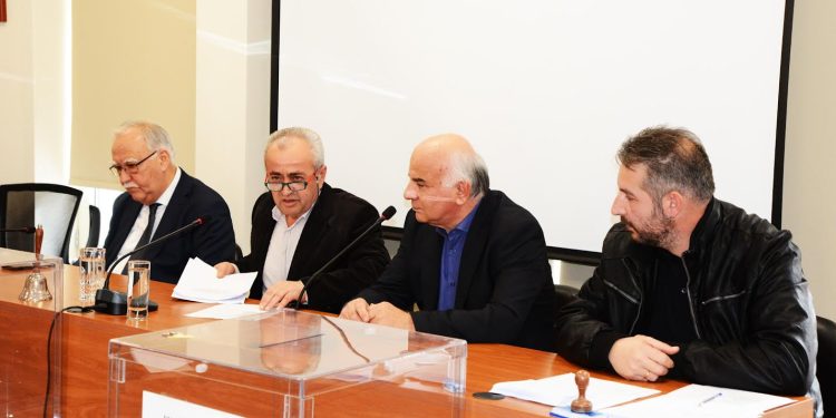 Εξελέγη ομόφωνα το νέο Προεδρείο του Δημοτικού Συμβουλίου του Δήμου Καλαβρύτων – Νέος Πρόεδρος ο Λεωνίδας Βασιλόπουλος
