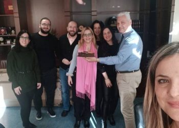 Η τούρτα έκπληξη για τον Φωκίωνα Ζαΐμη