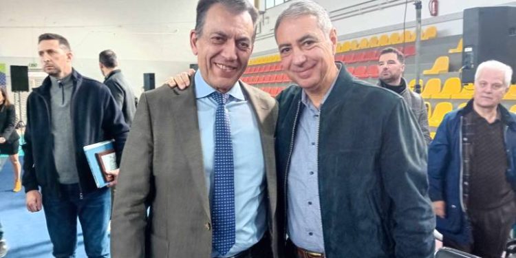 Με τον φίλο του τον Γιάννη