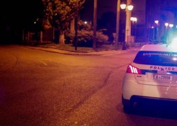 Αλισσός: Ληστεία σε βενζινάδικο – Oι δράστες απείλησαν τον πρατηριούχο με μαχαίρι