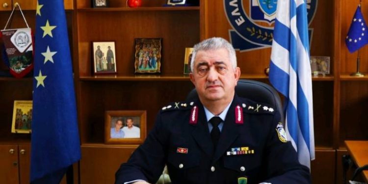 Πάτρα: Ο Απόστολος Μαρτζάκλης αποχαιρετά την Ελληνική Αστυνομία