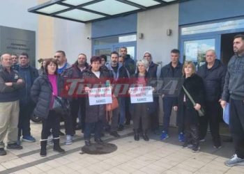 Πάτρα – Πορεία διαμαρτυρίας από τους εμπόρους λαϊκών αγορών – Έφτασαν στην Περιφέρεια με ψήφισμα – ΦΩΤΟ και ΒΙΝΤΕΟ