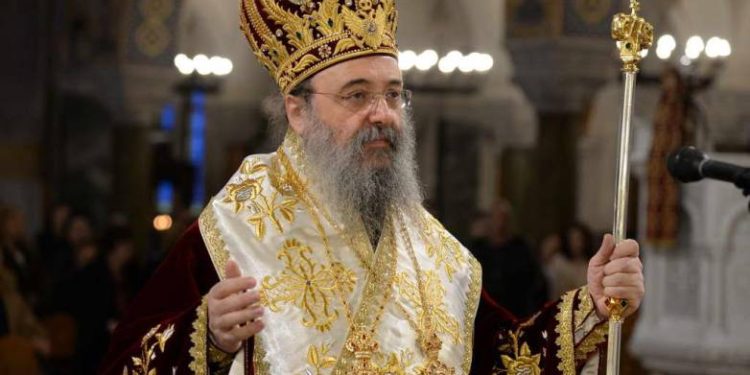 Ο Μητροπολίτης Πατρών καλεί τους πιστούς σε συγκέντρωση κατά του γάμου των ομόφυλων