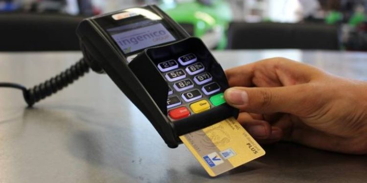 Διασύνδεση POS με ταμειακές: Σήμερα ξεκαθαρίζει το τοπίο – ποια είναι τα πιθανά σενάρια