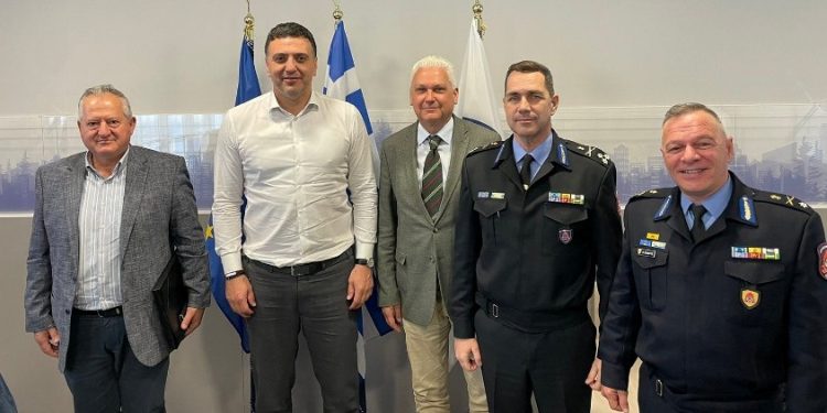 Συνάντηση του Αντιπεριφερειάρχη Π.Ε. Αχαΐας Φ. Ζαΐμη με τον Υπουργό Κλιματικής Κρίσης και Πολιτικής Προστασίας, Β. Κικίλια