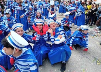Πατρινό Καρναβάλι 2024: 60.000 καρναβαλιστές και 181 πληρώματα πρόσφεραν ένα ανεπανάληπτο -εξάωρο- θέαμα στη Μεγάλη Παρέλαση της Κυριακής! (ΦΩΤΟ – ΒΙΝΤΕΟ)