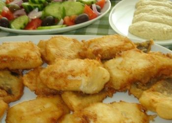 Μπακαλιάρος σκορδαλιά: Κλασική συνταγή για την 25η Μαρτίου