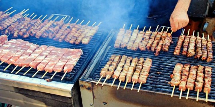 Αχαΐα: Με τι καιρό θα τσικνίσουμε;