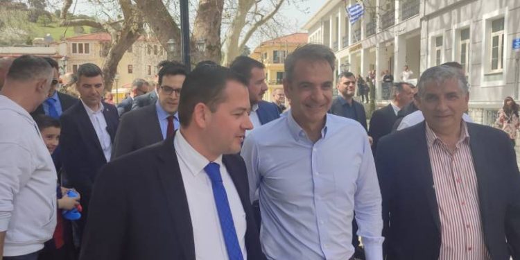 Ο Αντιπεριφερειάρχης Θ. Βασιλόπουλος στα Καλάβρυτα με τον Πρωθυπουργό