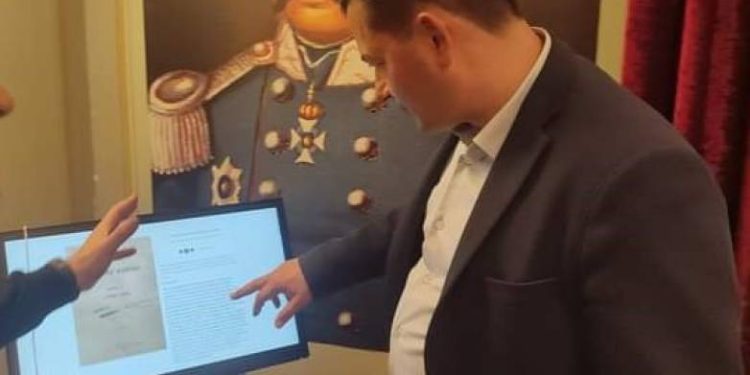 Ο Θ. Βασιλόπουλος στο Μουσείο Ψηφιακών Εκθεμάτων Αιγιάλειας
