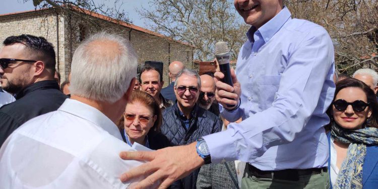 “Δήμαρχε, αυτά που ζητάς είναι 50 εκατομμύρια ευρώ! Κόψε κάτι…”