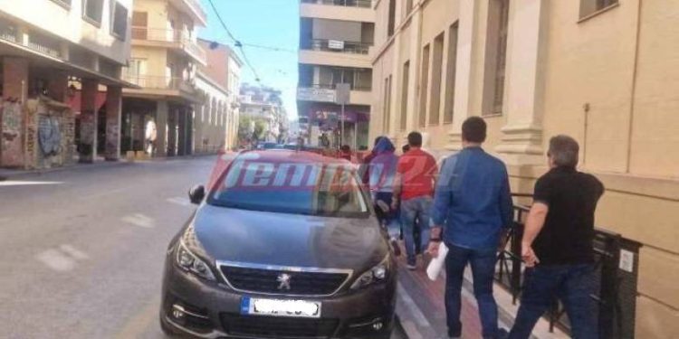 Πάτρα: Προφυλακιστέοι τρεις από τους συλληφθέντες για τη διακίνηση ναρκωτικών σε σχολείο – Την Τετάρτη κλείνει ο κύκλος των απολογιών (ΦΩΤΟ – ΒΙΝΤΕΟ)