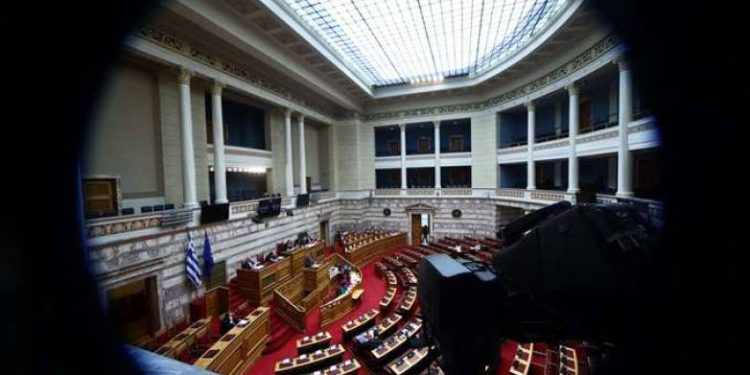 Βουλή: Ψηφίστηκε το νομοσχέδιο για την ενίσχυση του κινηματογραφικού, οπτικοακουστικού και δημιουργικού τομέα