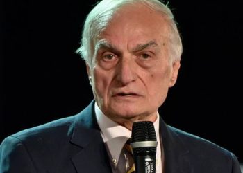 Μανώλης Μαυρομμάτης: Σε κρίσιμη κατάσταση ο δημοσιογράφος – Τα τελευταία νέα της υγείας του