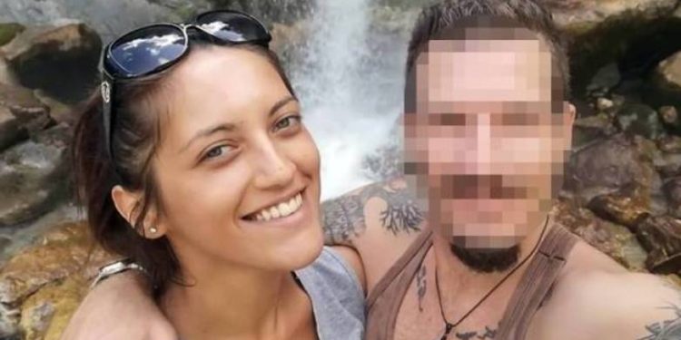 Νέες αποκαλύψεις για τη γυναικοκτονία στους Αγ. Αναργύρους: Η 28χρονη από το Αγρίνιο είχε μείνει έγκυος αλλά απέβαλε επειδή την ξυλοκόπησε ο σύντροφός της