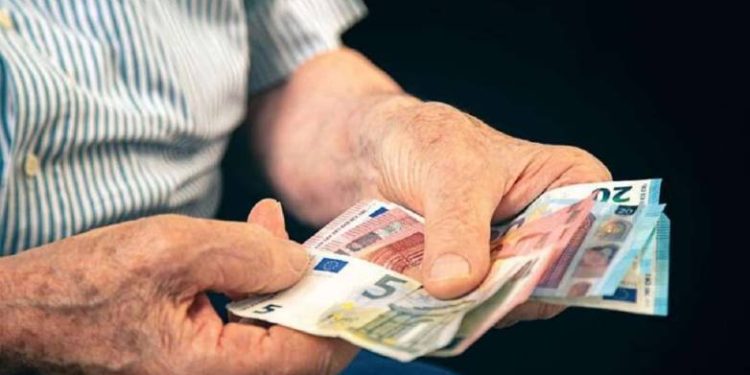 Ανατροπή με τις συντάξεις Μαΐου – Πότε θα καταβληθούν