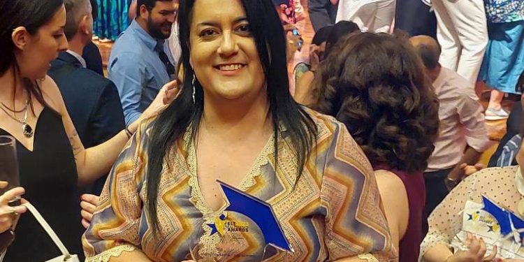 Το συγκινητικό σημείωμα του μαθητή στην αγαπημένη του δασκάλα: “Είστε υπόδειγμα εκπαιδευτικού ήθους”